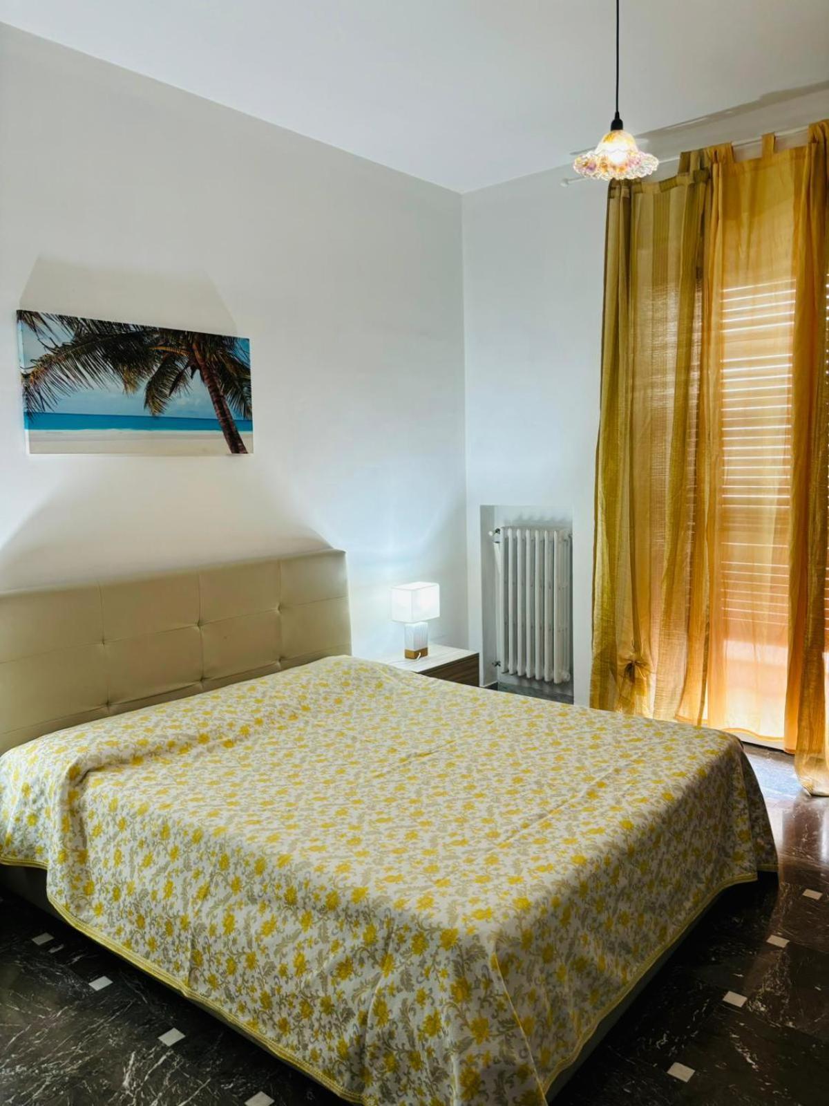 Matthias Central Rooms And Accomodation Bari Exterior foto