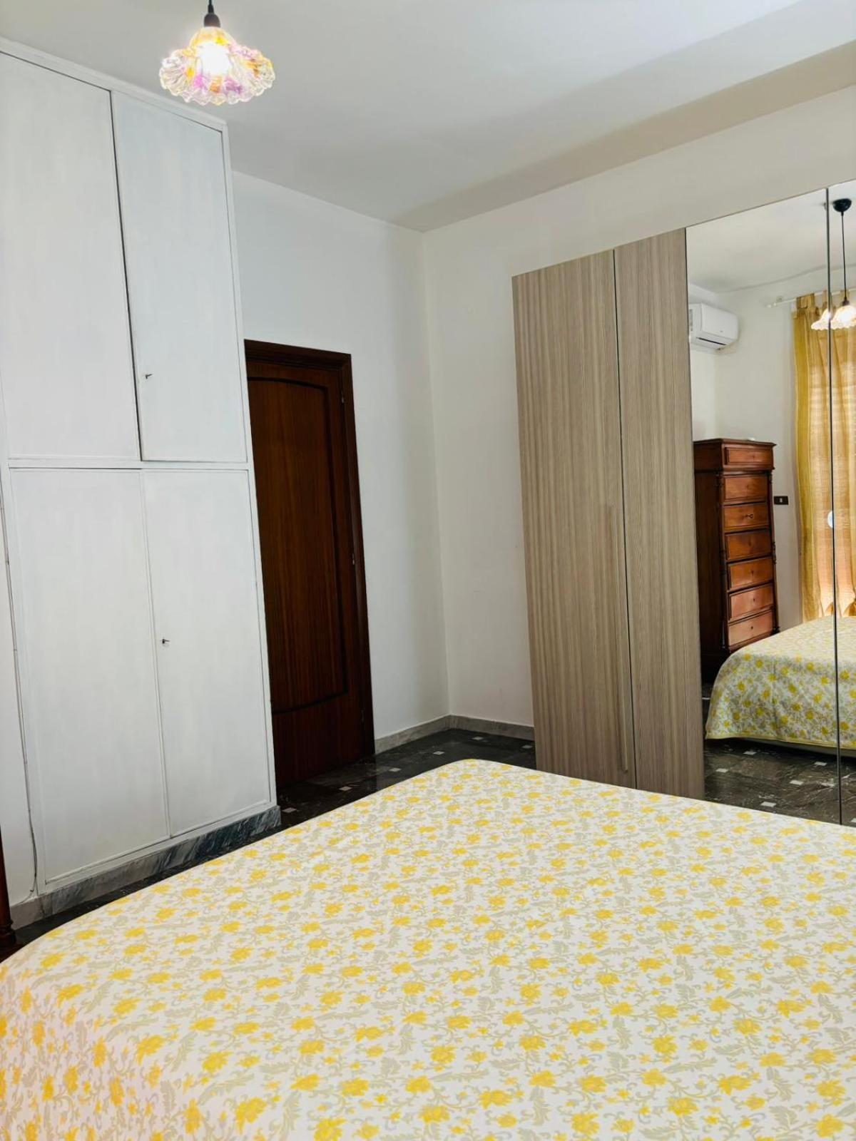 Matthias Central Rooms And Accomodation Bari Exterior foto